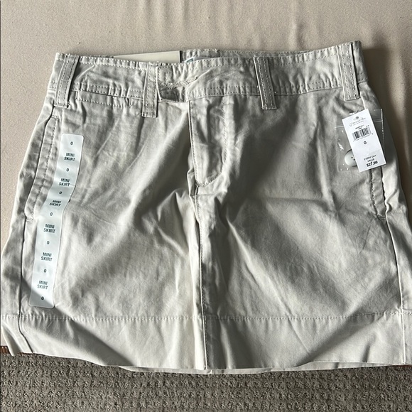 Beige Gap Casual Skirt - Picture 1 of 1